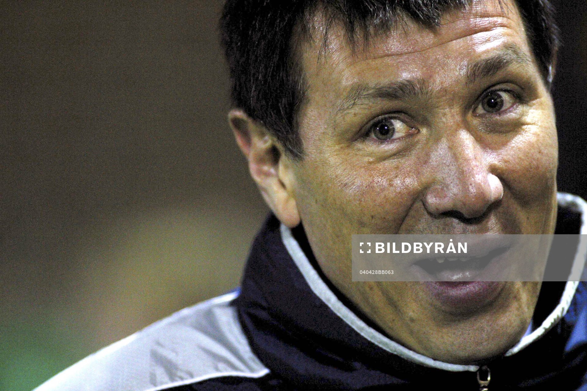   Lawrie Sanchez, tränare, Nordirland.