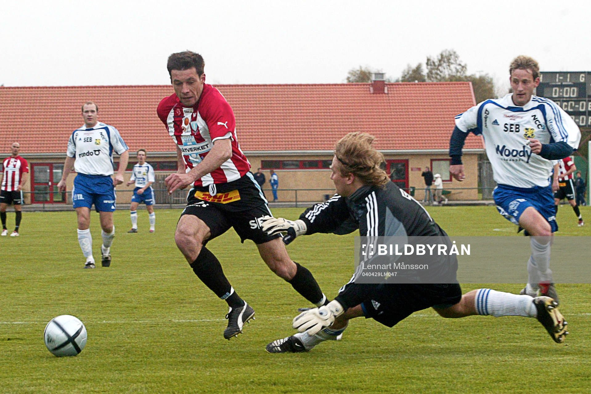Igor Sypniewski, Malmö rundar Daniel Andersson, Ystad.