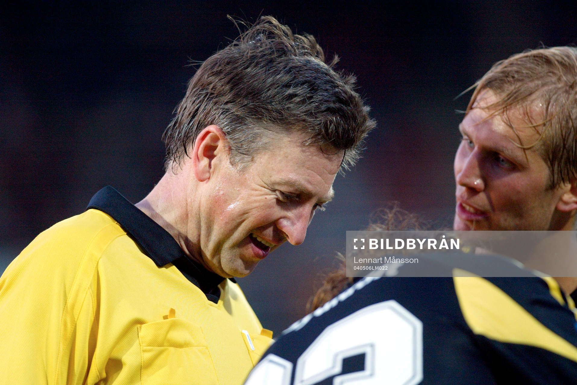 Leif Sundell, domare och Martin Åslund, AIK