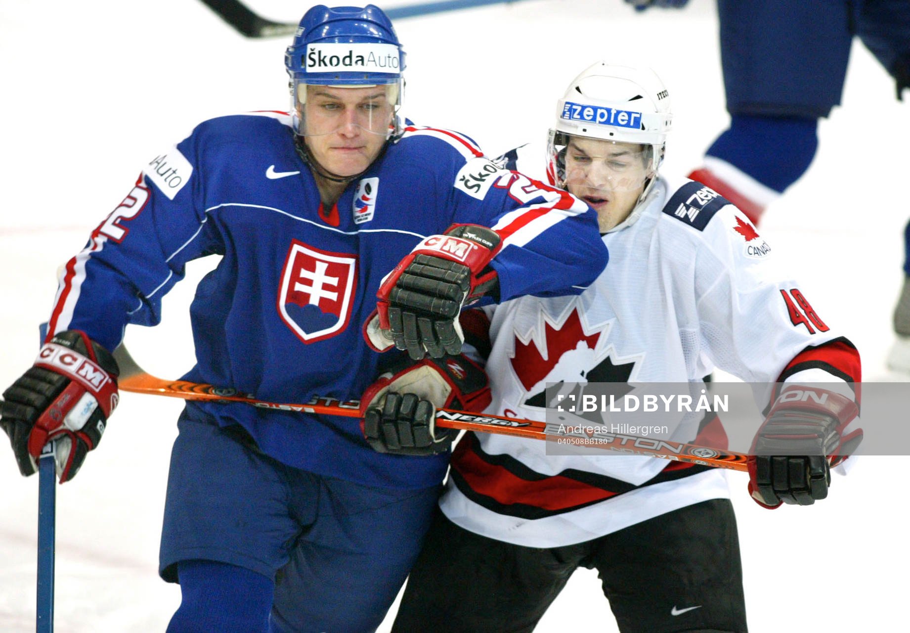 Matt Cooke, Kanada och Juraj Stefanka, Slovakien