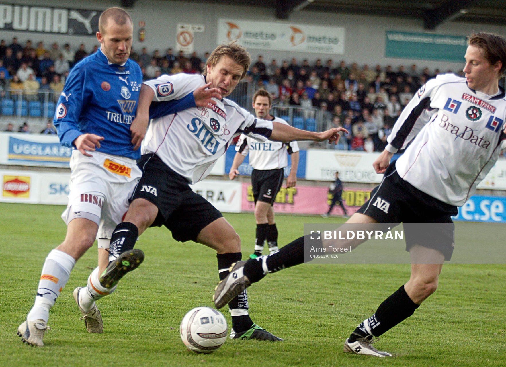 Fotboll, allsvenskan, Trelleborg - Örebro . Dribbling,