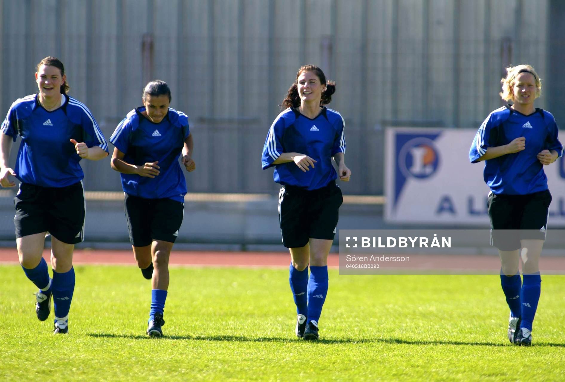 Caroline Jönsson (målvakt), Sverige och Marta da Silva,