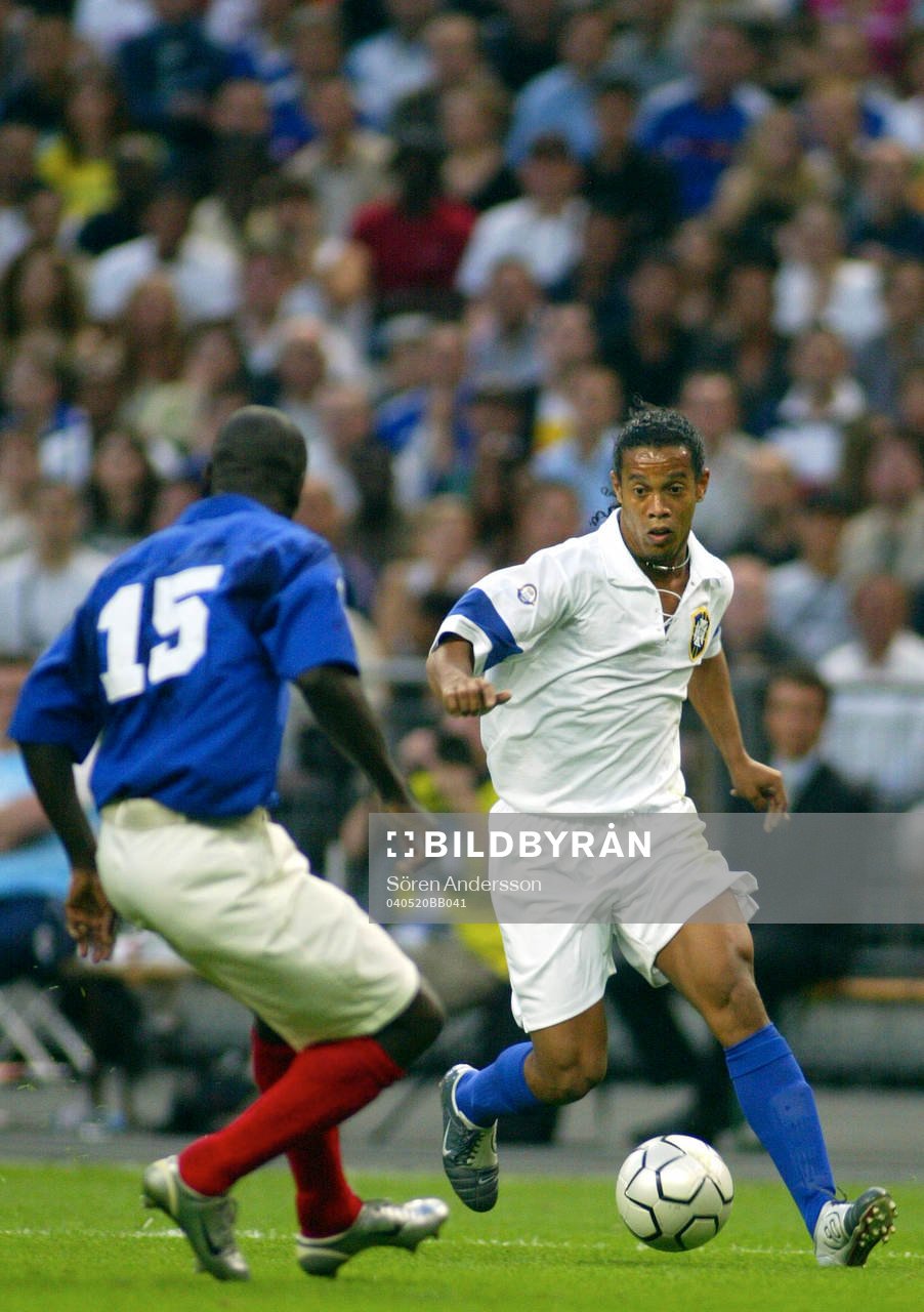 Ronaldinho, Brasilien och Lilian Thuram, Frankrike