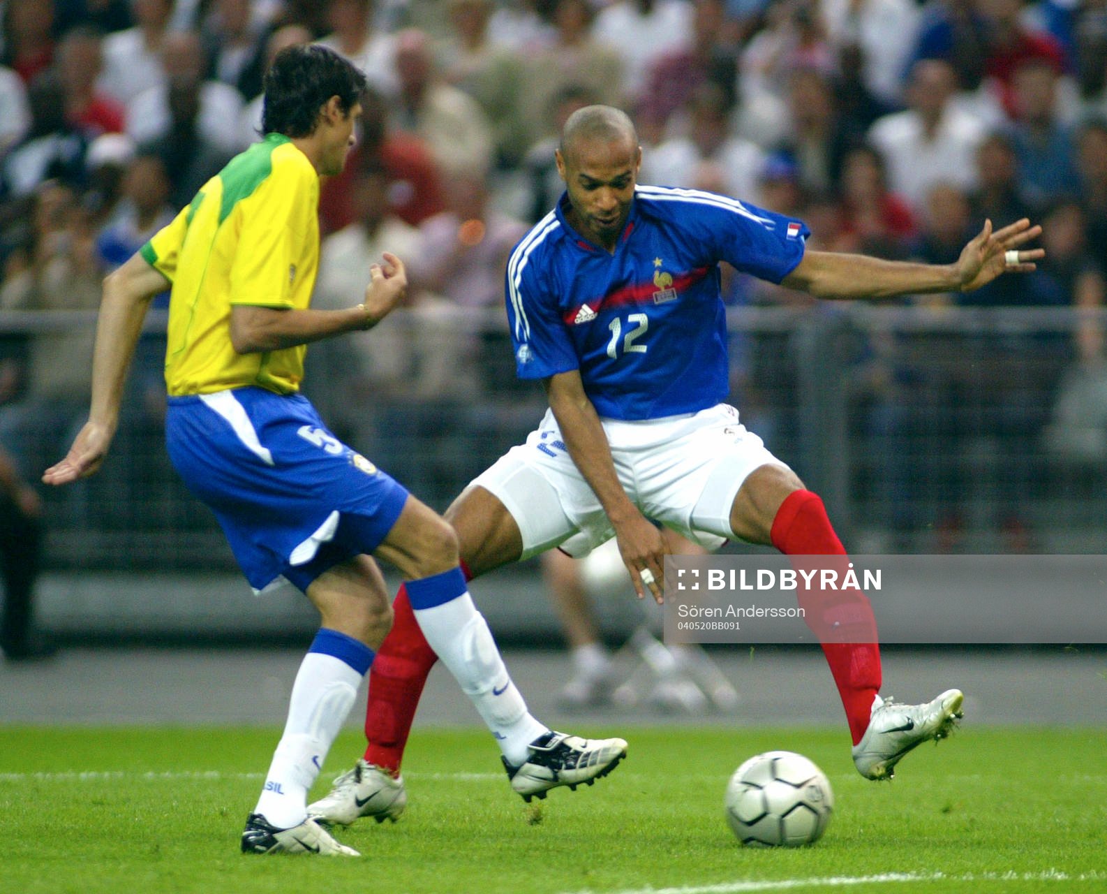 Thierry Henry, Frankrike och Luisao, Brasilien