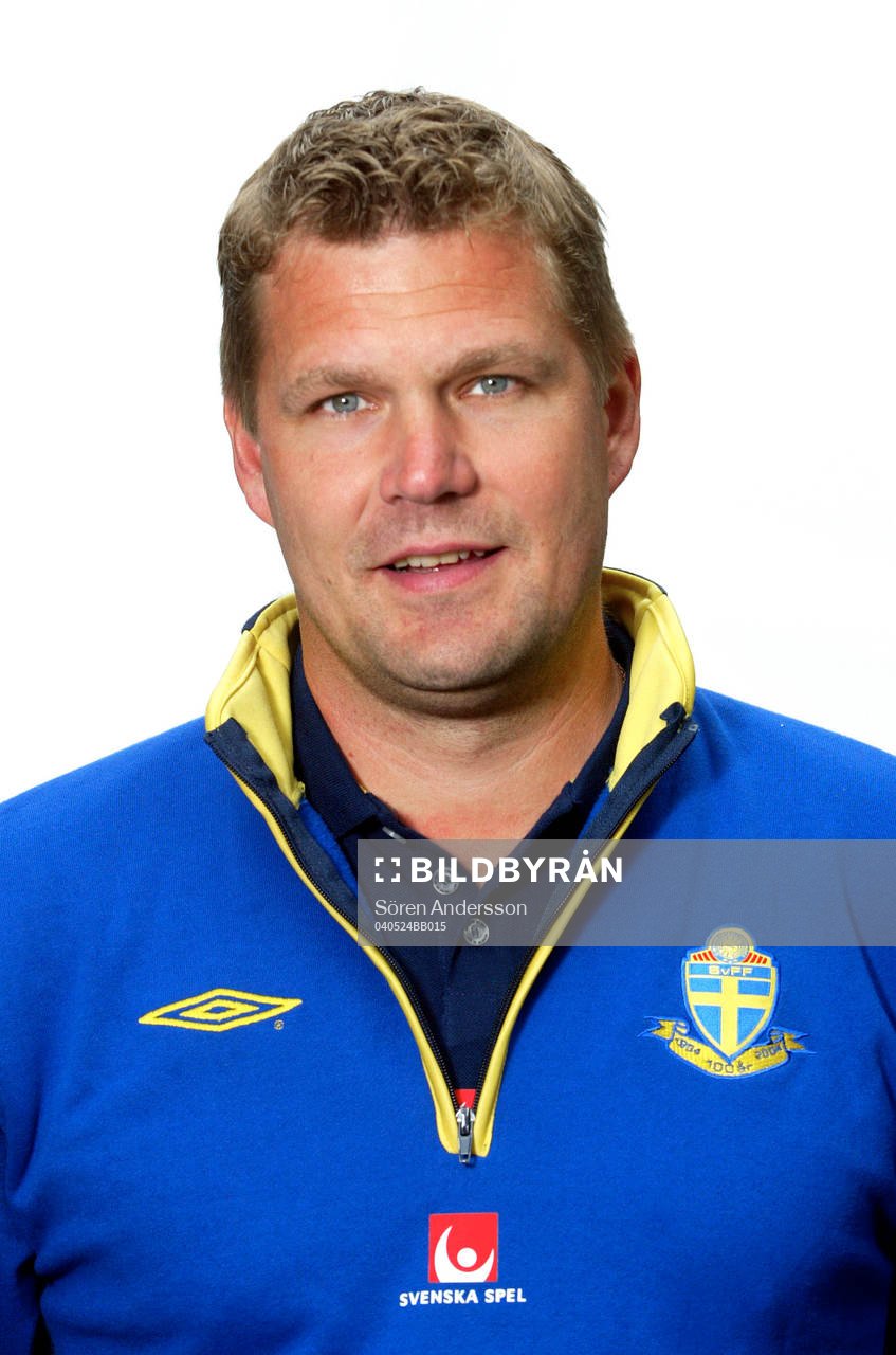 Roger Jacobsson, Materialförvaltare