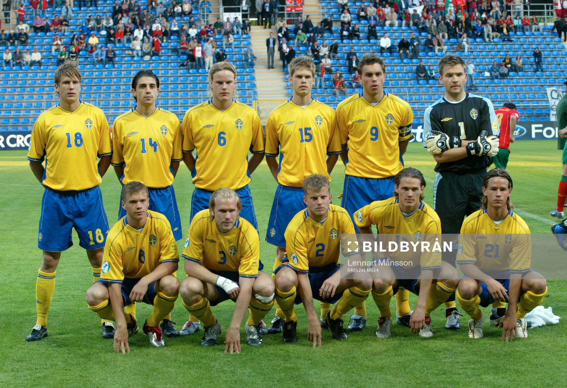 Patrik Gerrbrand, Babis Stefanidis, Fredrik Stenman, Johan Andersson, Johan Elmander och John Alvbåge. Främre raden; Samuel Holmén, Mikael Dorsin, Mikael Antonsson, Jon Jönsson och Dusan Djuric.