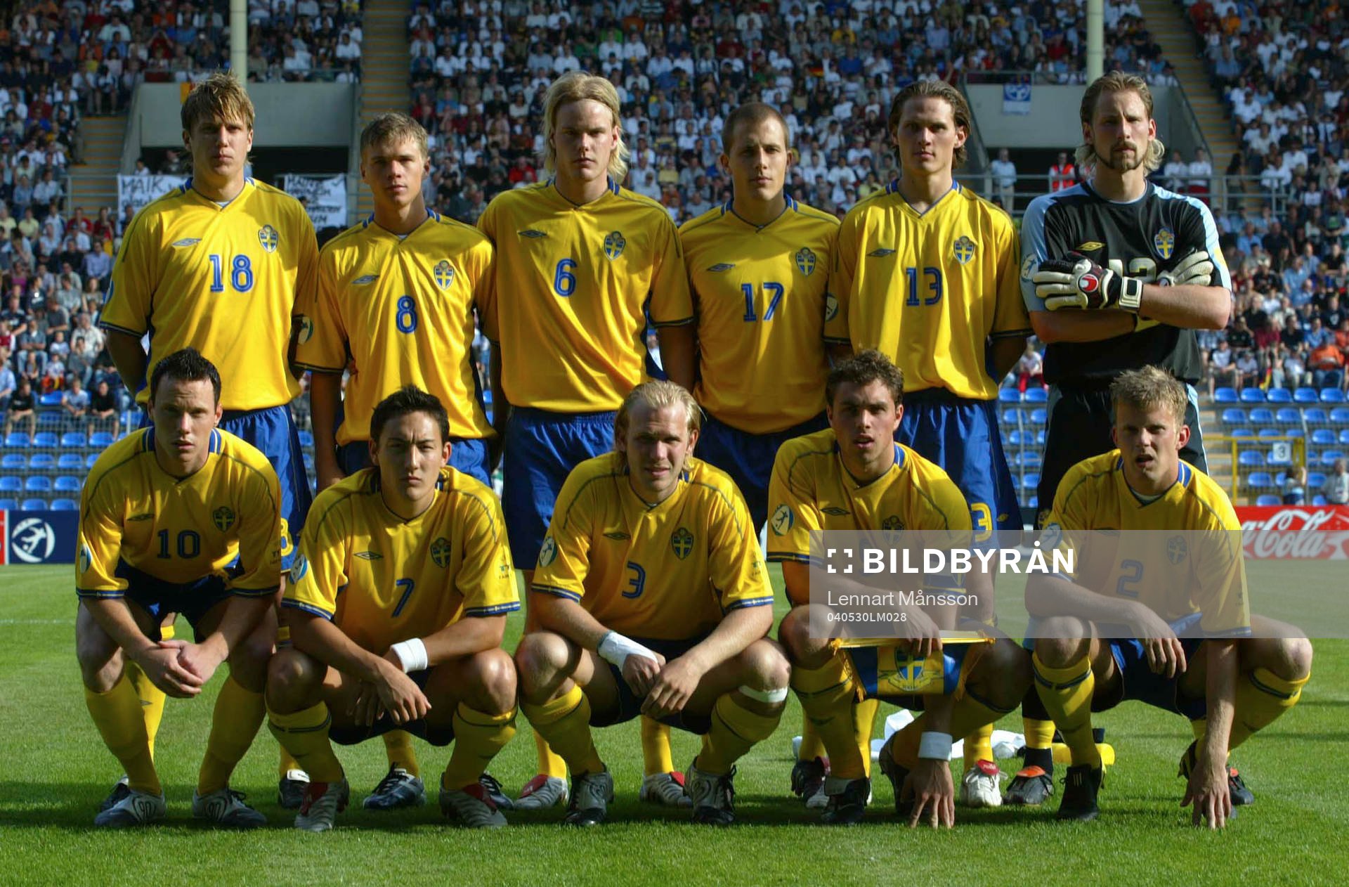 Främre raden fr v Alexander Farnerud, Stefan Ishizaki, Mikael Dorsin, Johan Elmander, Mikael Antonsson. Bakre raden fr v Patrik Gerrbrand, Samuel Holmén, Fredrik Stenman, Tobias Hysén, Jon Jönsson och Johan Wiland