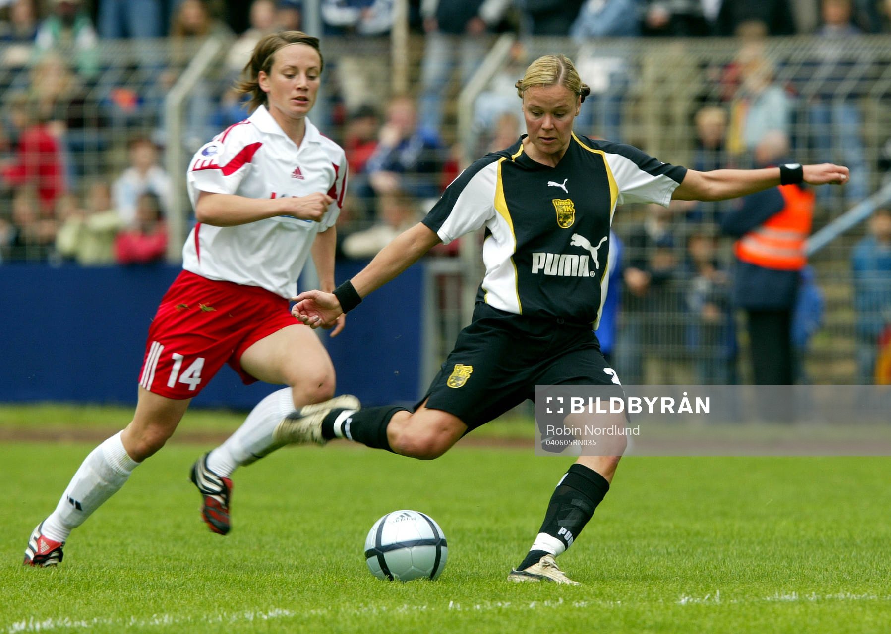 Laura Kalmari, Umeå och Kristina Viklund, Frankfurt