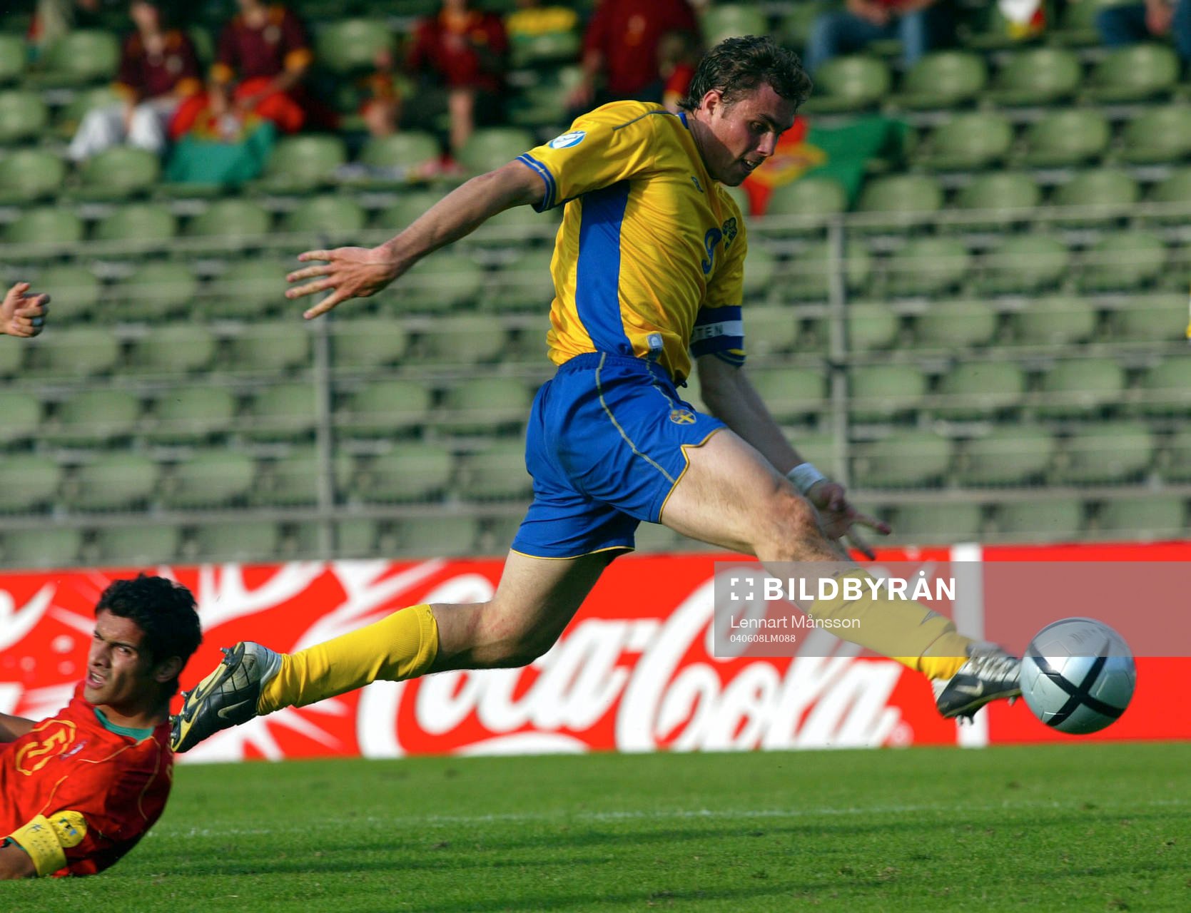 Johan Elmander, Sverige har fått Portugals lagkapten på