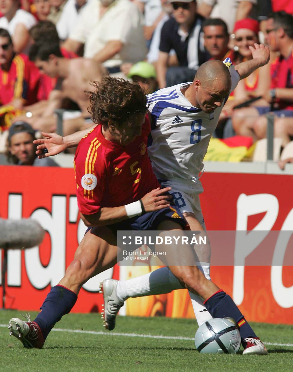  Carles Puyol, Spanien och Stylianos Giannakopoulos, Grekland