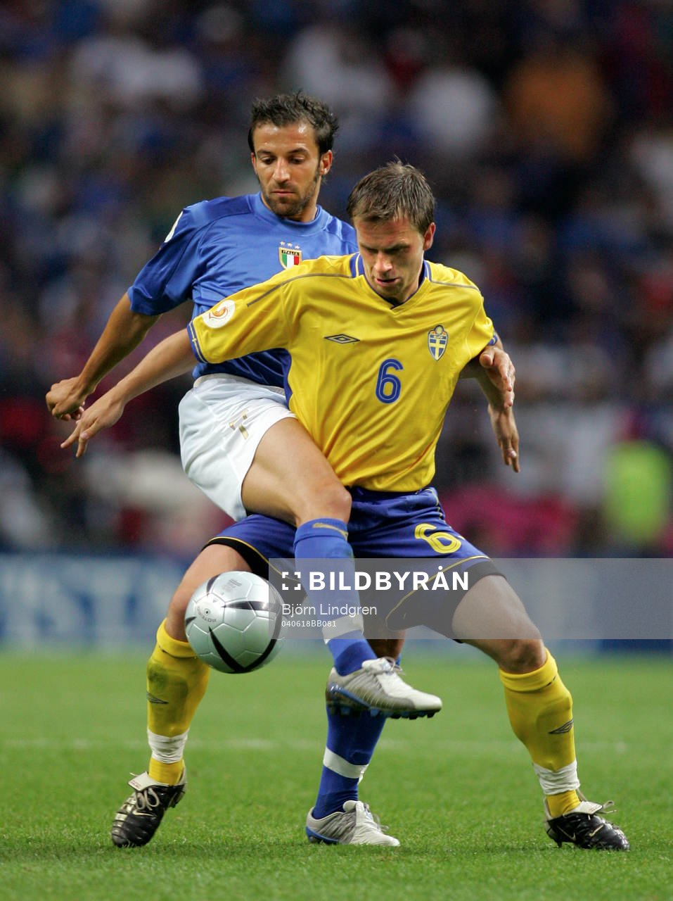 Alessandro del Piero, Italien och Tobias Linderoth, Sverige