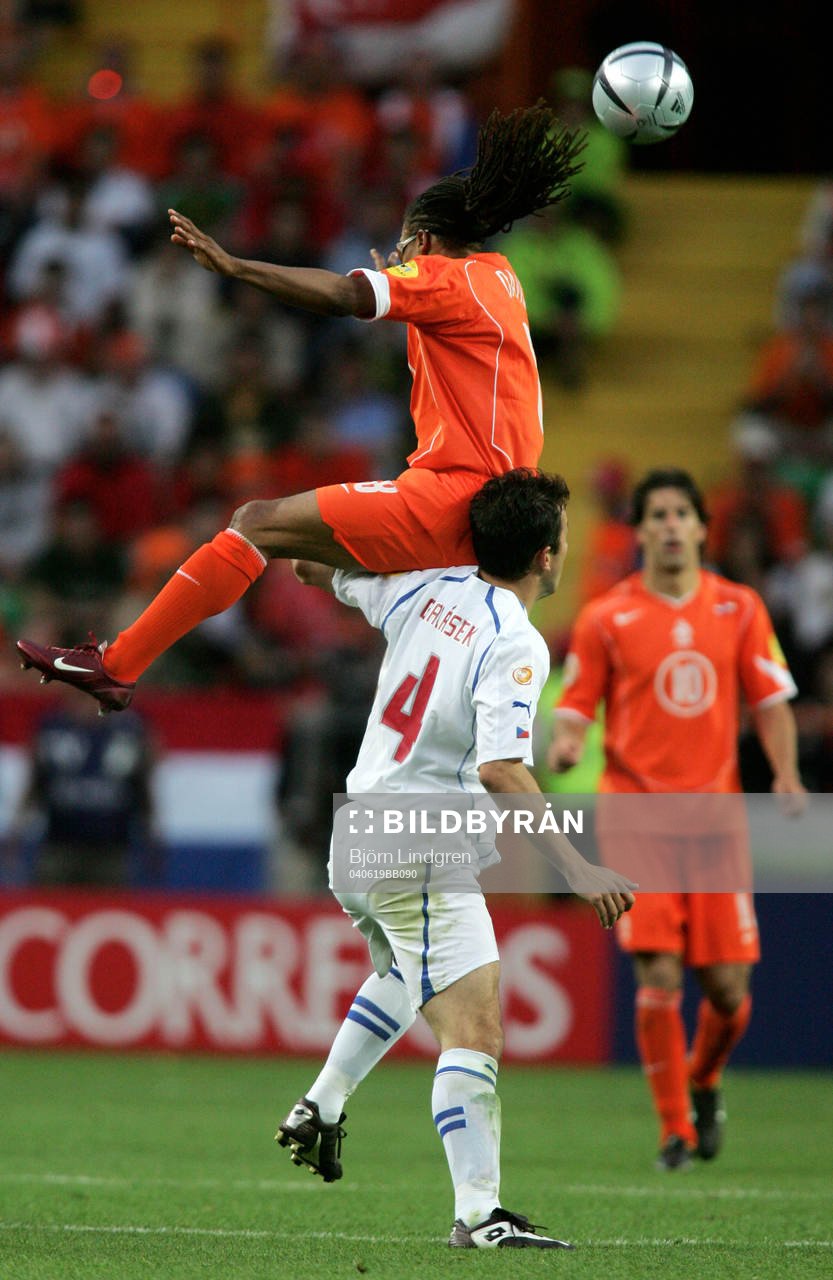 Edgar Davids, Holland och Tomas Galasek, Tjeckien