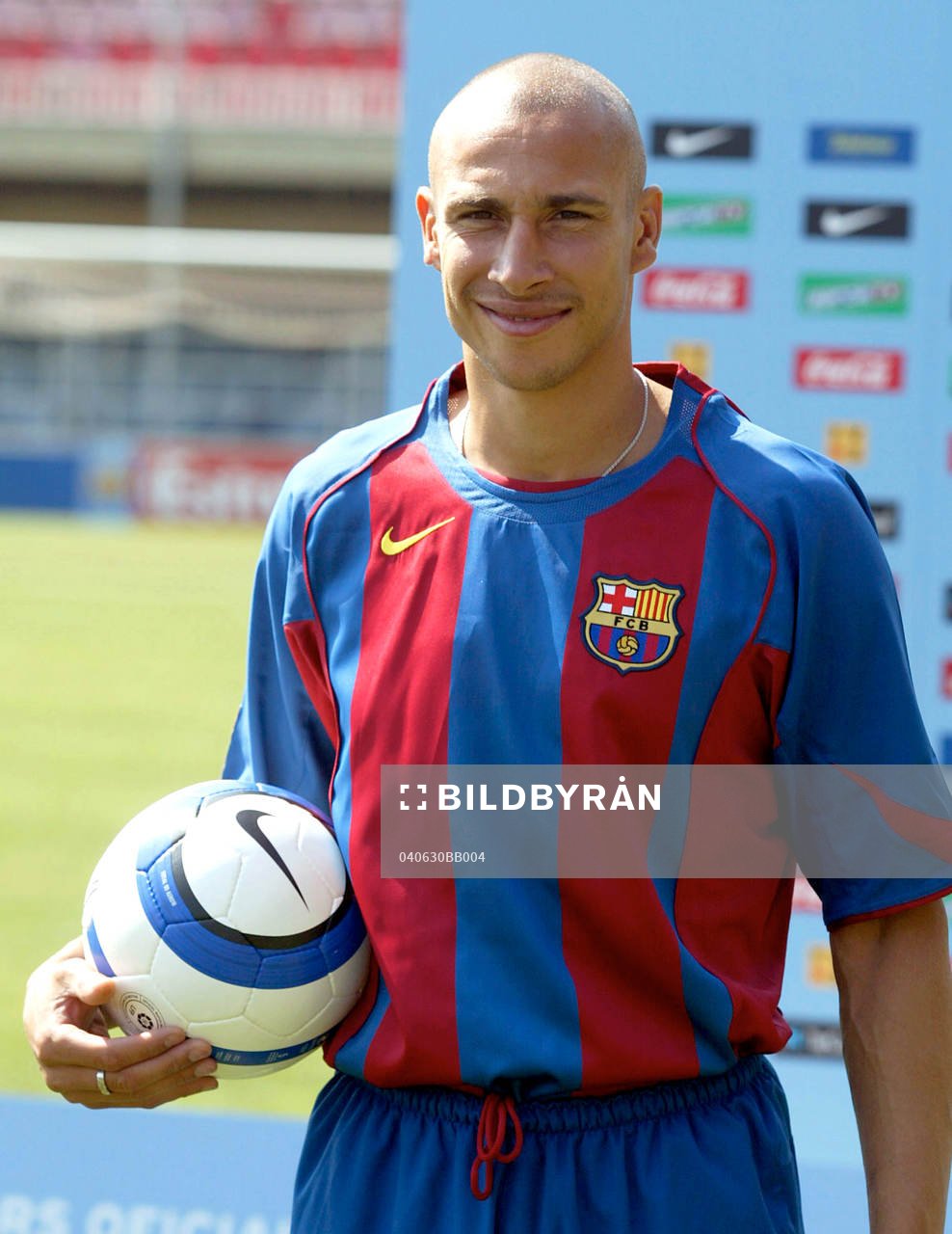 Henrik Henke Larsson i nya klubbtröjan