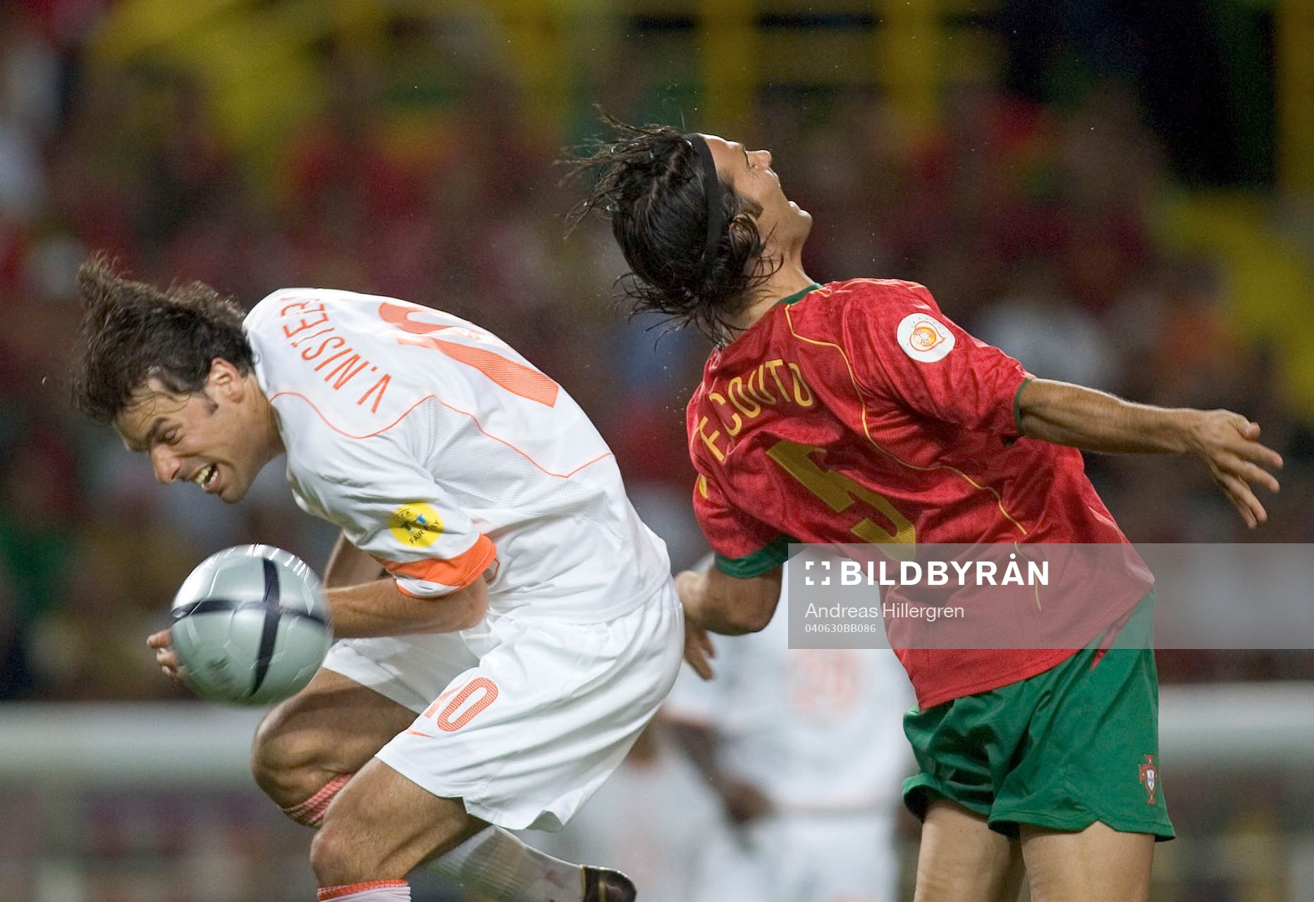  Ruud Van Nistelrooy och Fernando Couto.