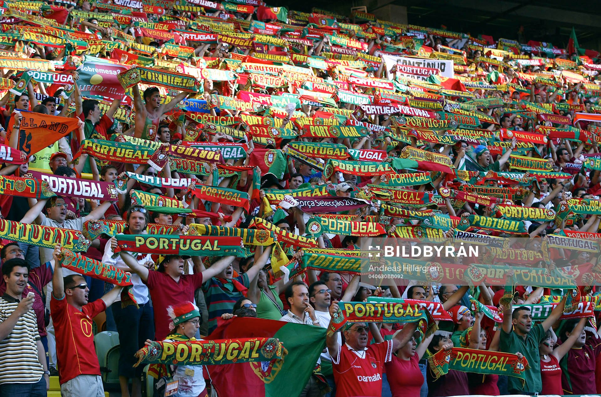 Portugisiska fans jublar