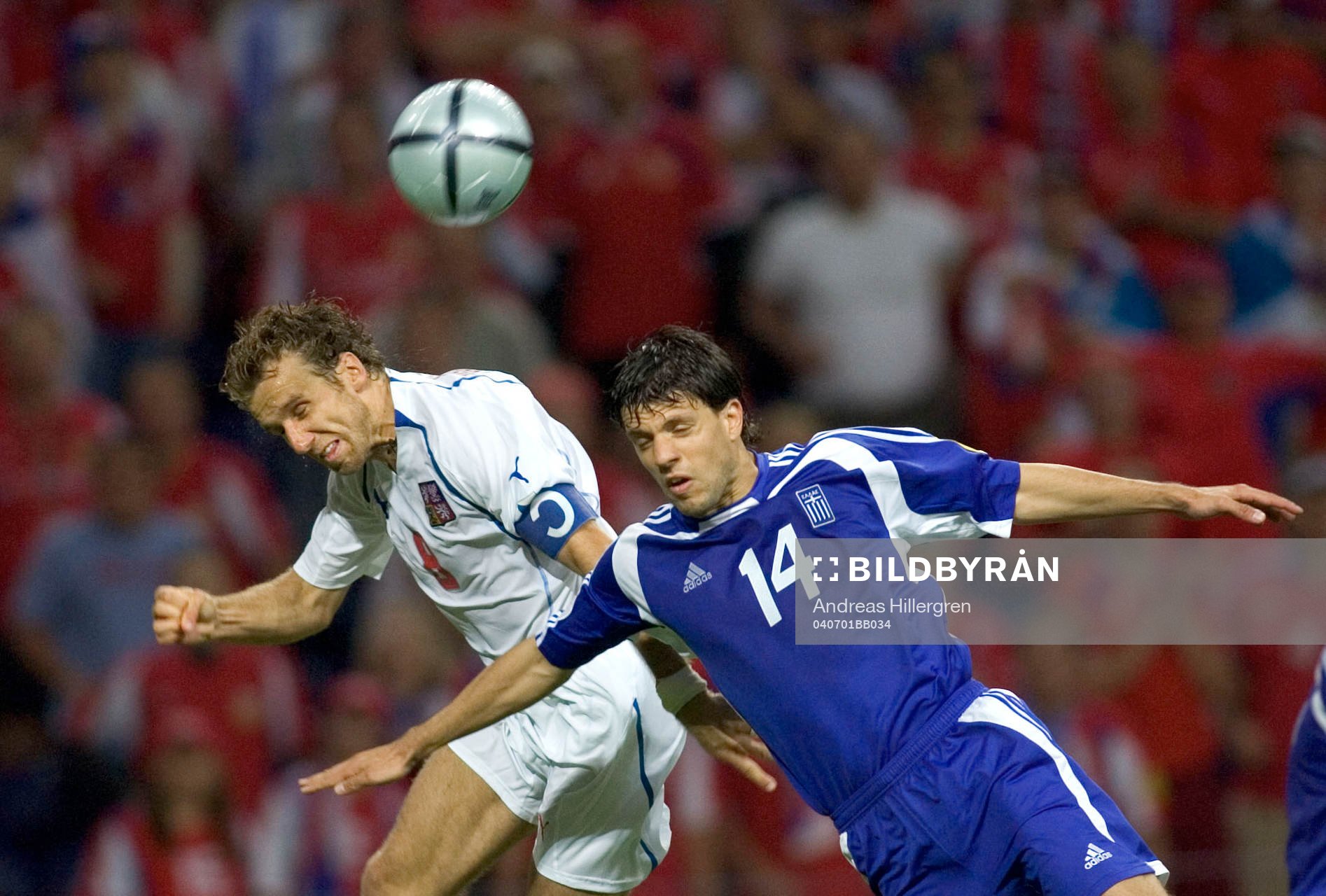 Nickduell. Pavel Nedved och Panagiotis Fyssas