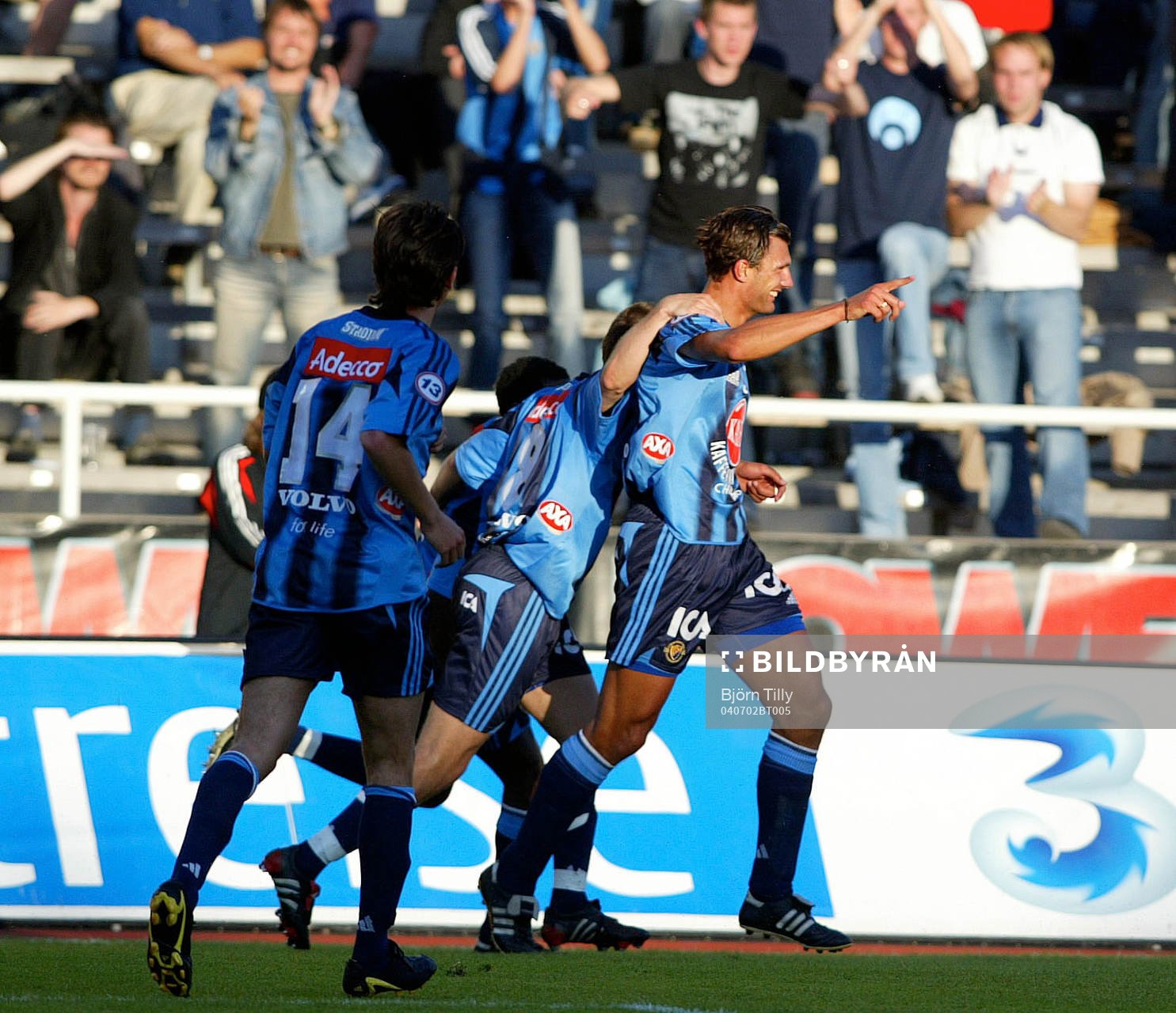  Geert den Ouden, Djurgården gratuleras efter 3-2 målet. Jubel.