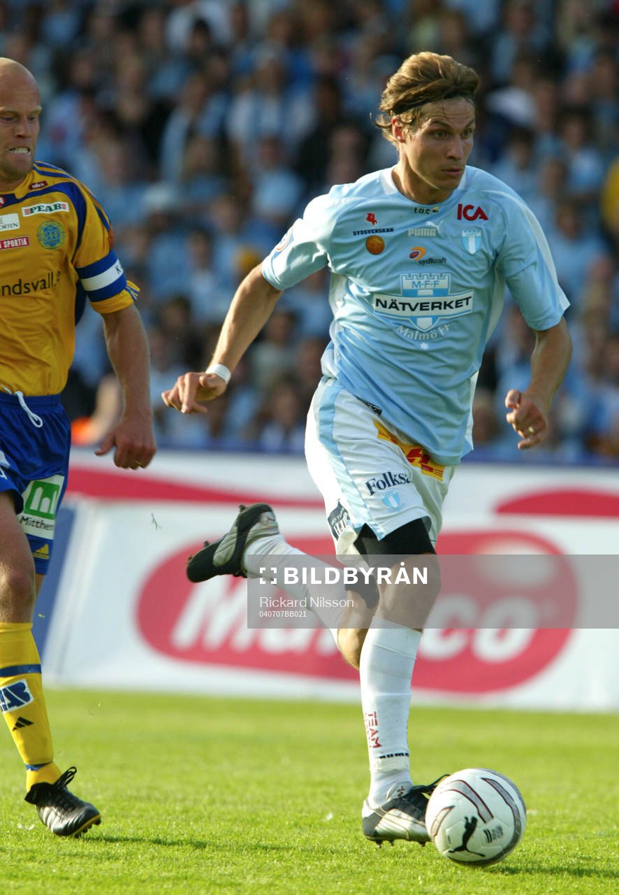 Tobias Grahn, Malmö, jagas av Joel Cedergren, Sundsvall