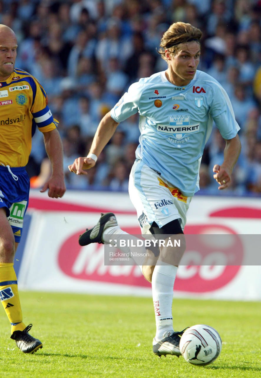 Tobias Grahn, Malmö, jagas av Joel Cedergren, Sundsvall