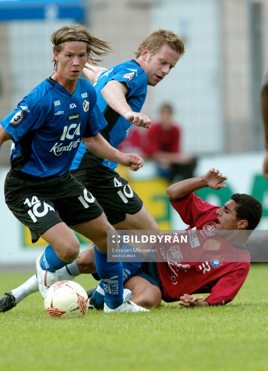 Dusan Djuric och Tommy Jönsson, Halmstad, Ailton Almeida,