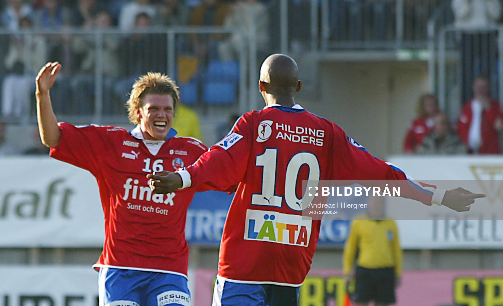 Thando Mngomeni gör 2-0, jubel med Christian Järdler