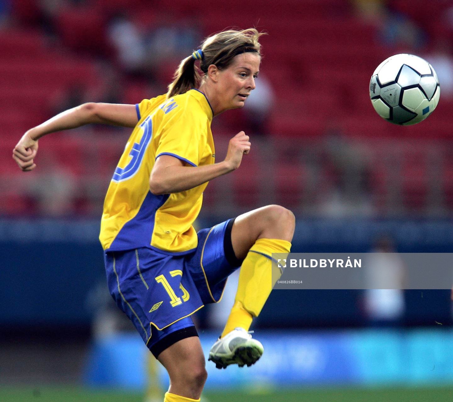 Lotta Schelin, Sverige