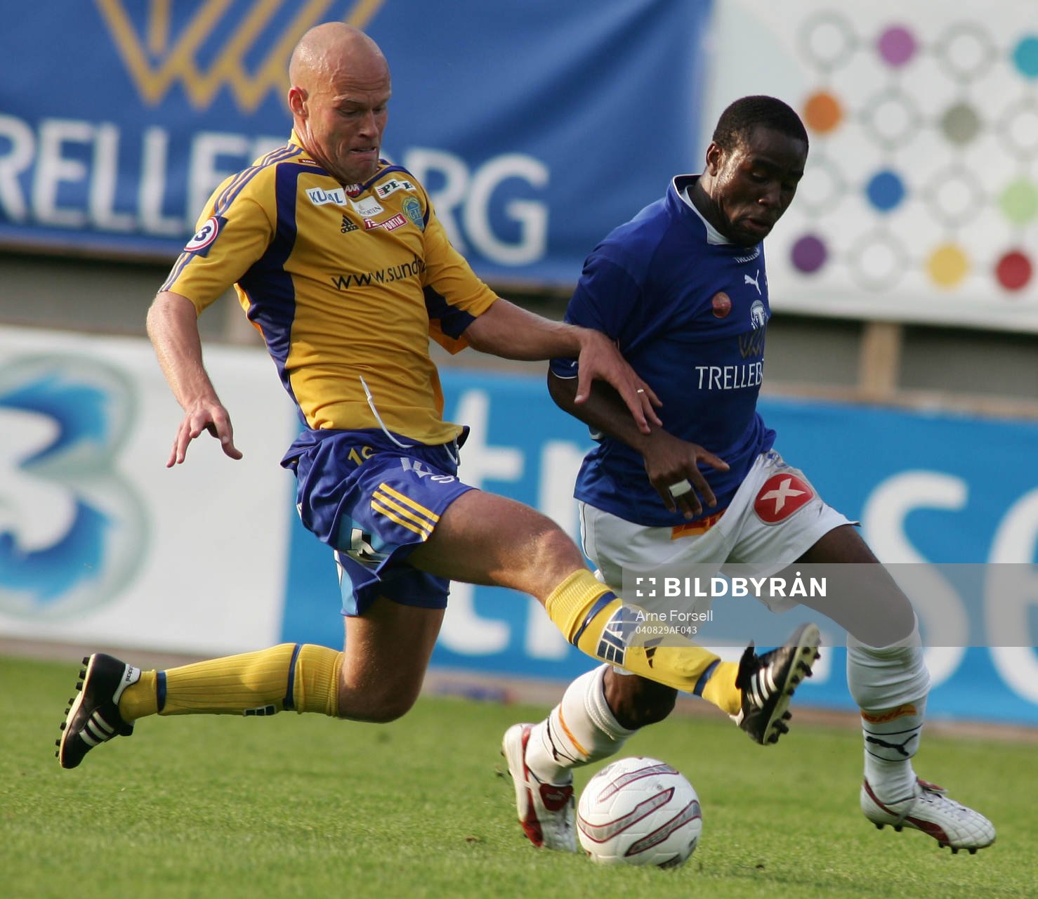 Joel Cedergren, Sundsvall och Stephen Ademolu, Trelleborg