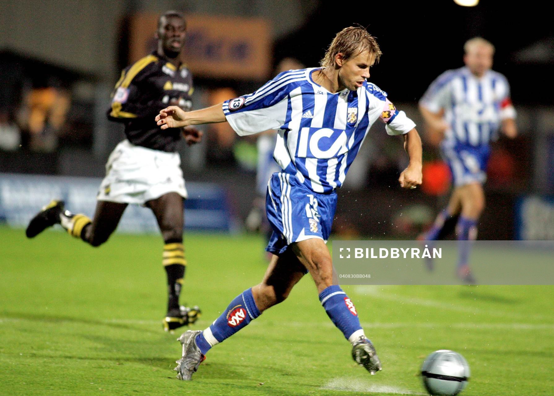 Fotboll, Niklas Alexandersson månadens lirare