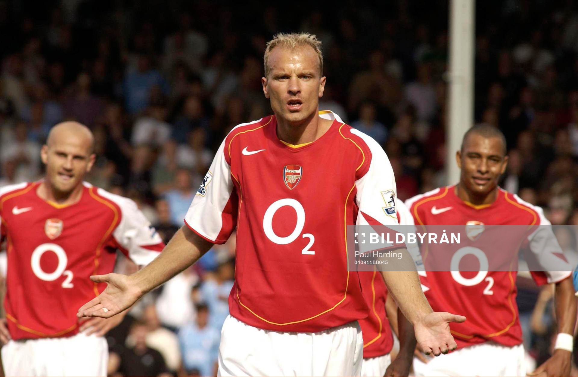Dennis Bergkamp, Arsenal protesterar (Protest)