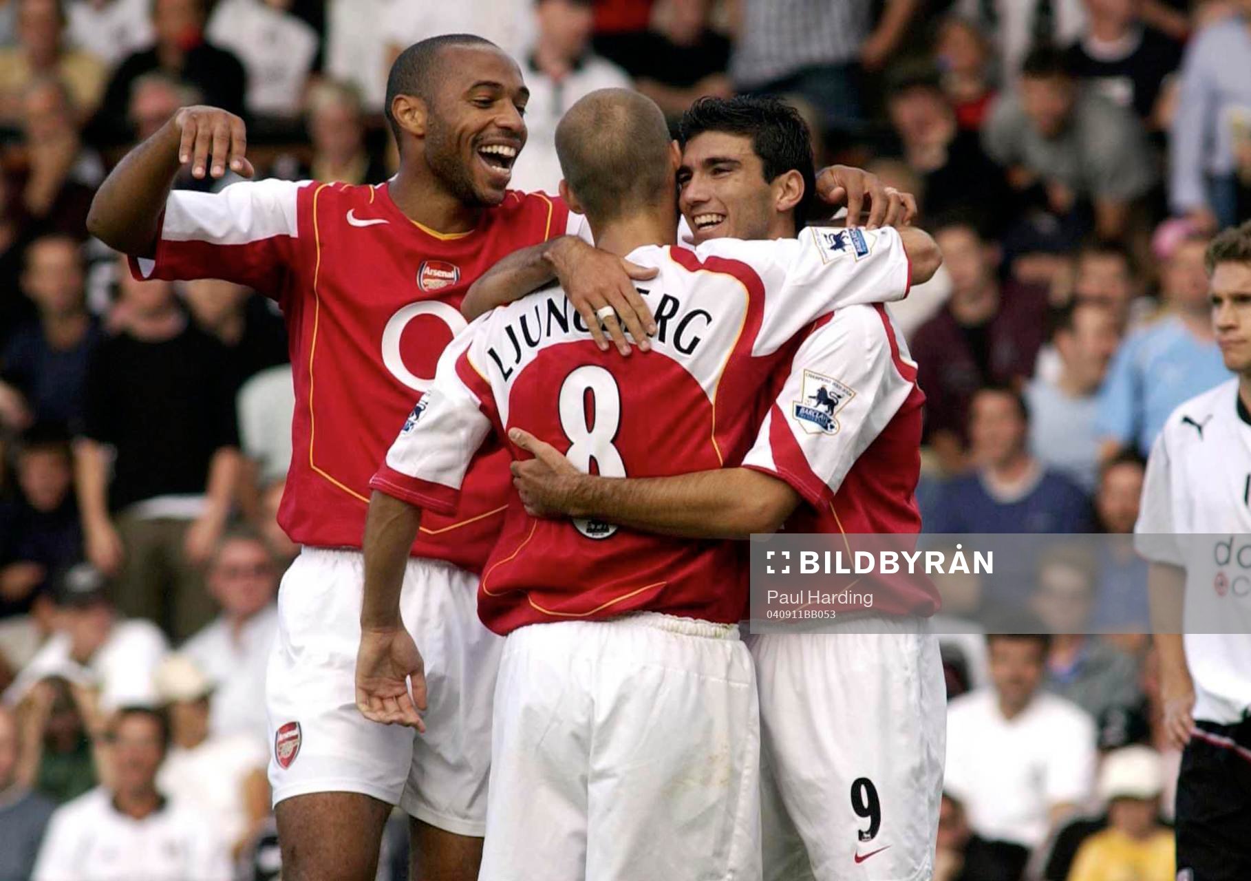  Theirry Henry, Fredrik Ljungberg och Jose Antonio Reyes, Arsenal (Jubel)