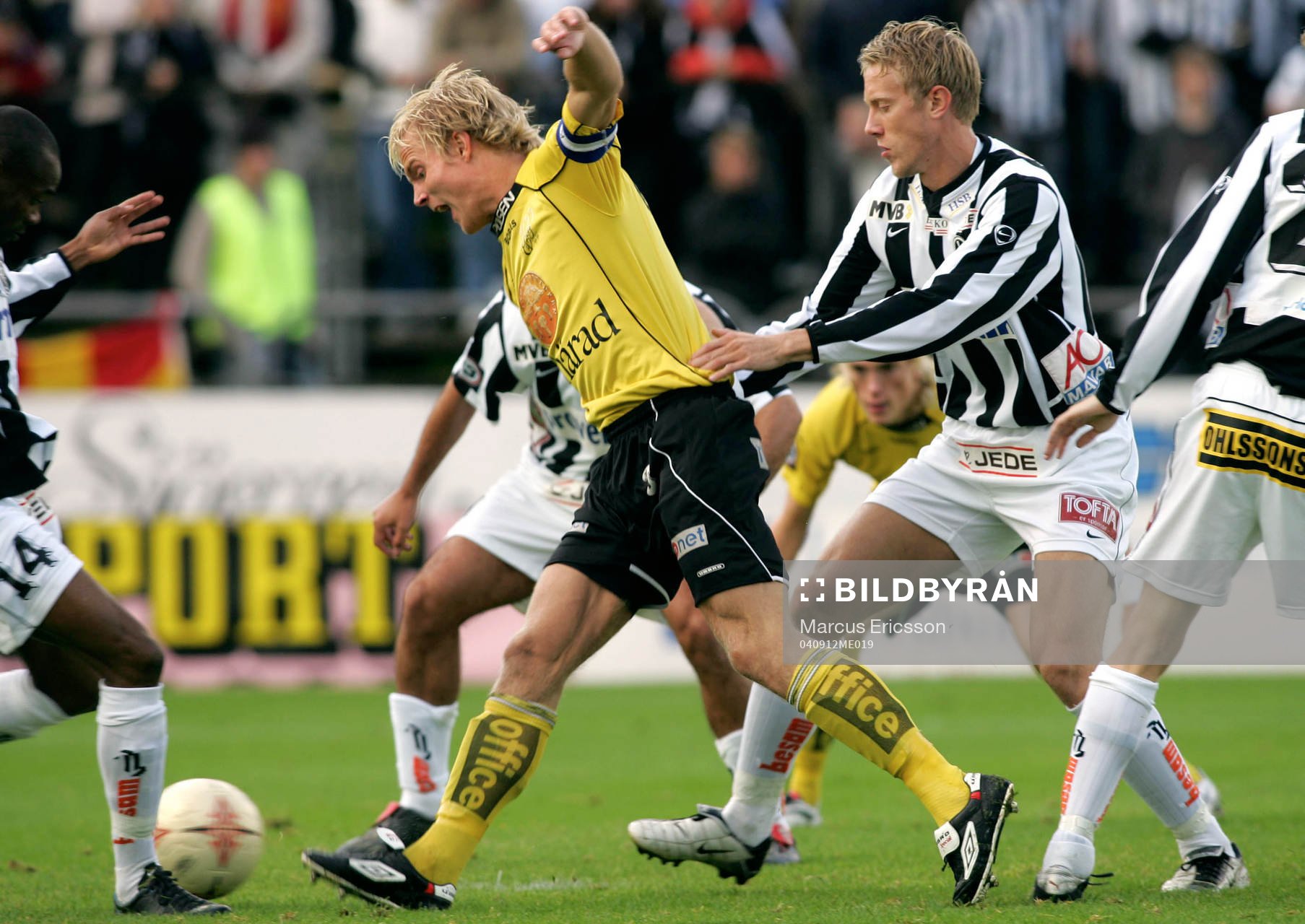Johan Sjöberg, Elfsborg dras ner i straffområdet och får