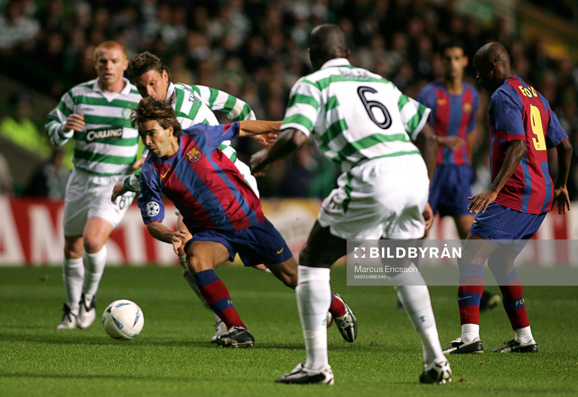 Deco, Barcelona jagas av Alan Thompson, Celtic