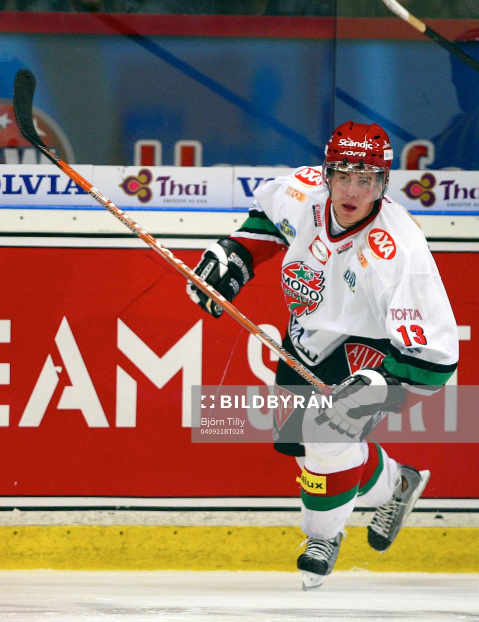 Mattias Weinhandl, Modo