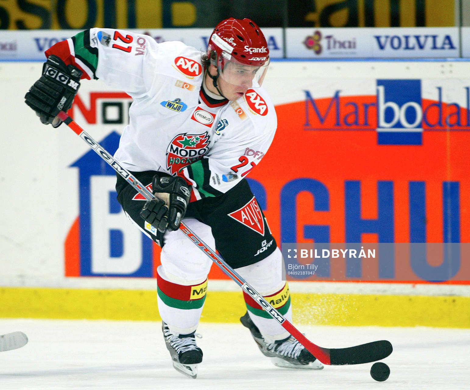 Alexander Steen, Modo