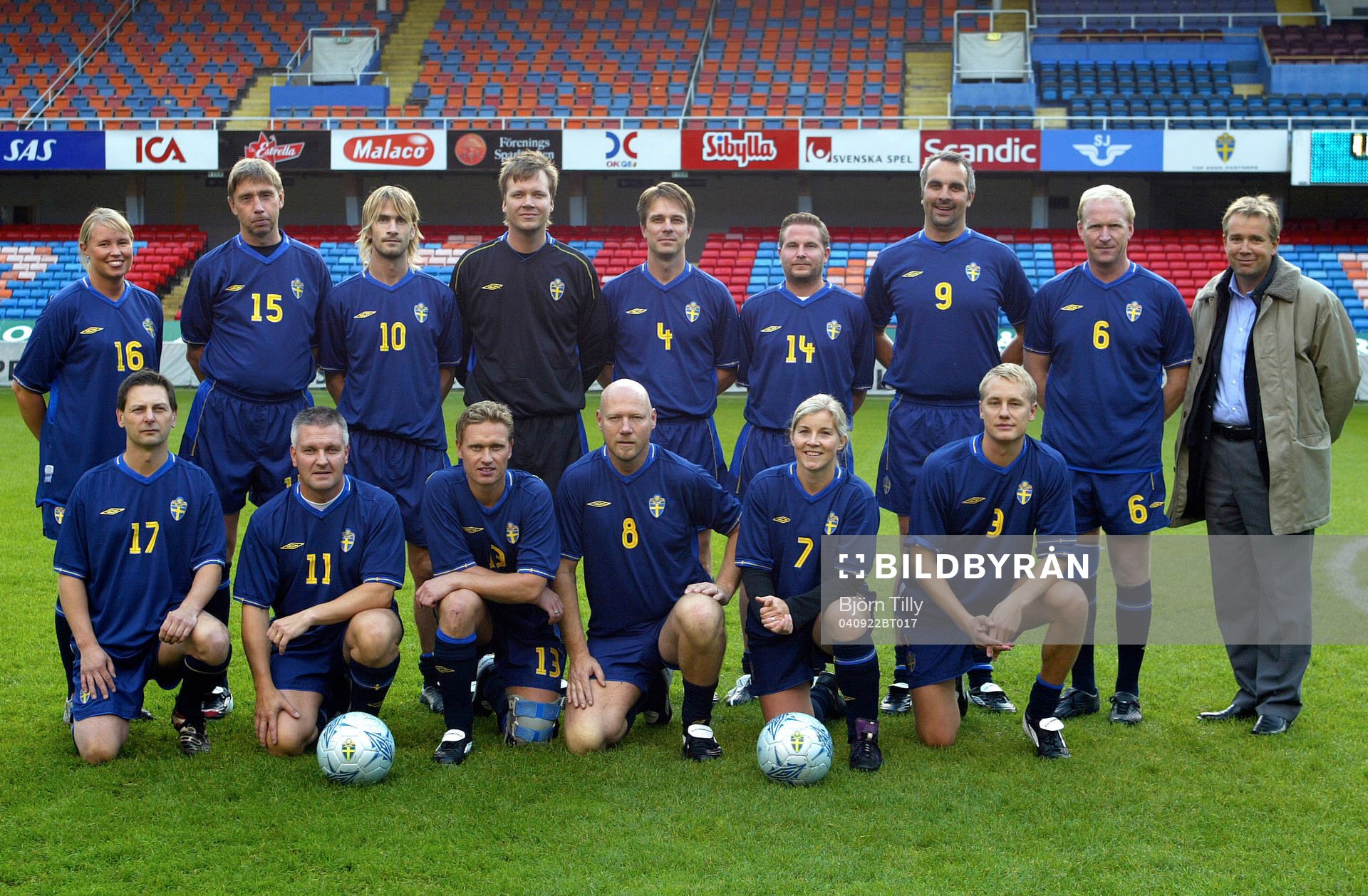 Fotboll, Sponsormatch och lagbilder
