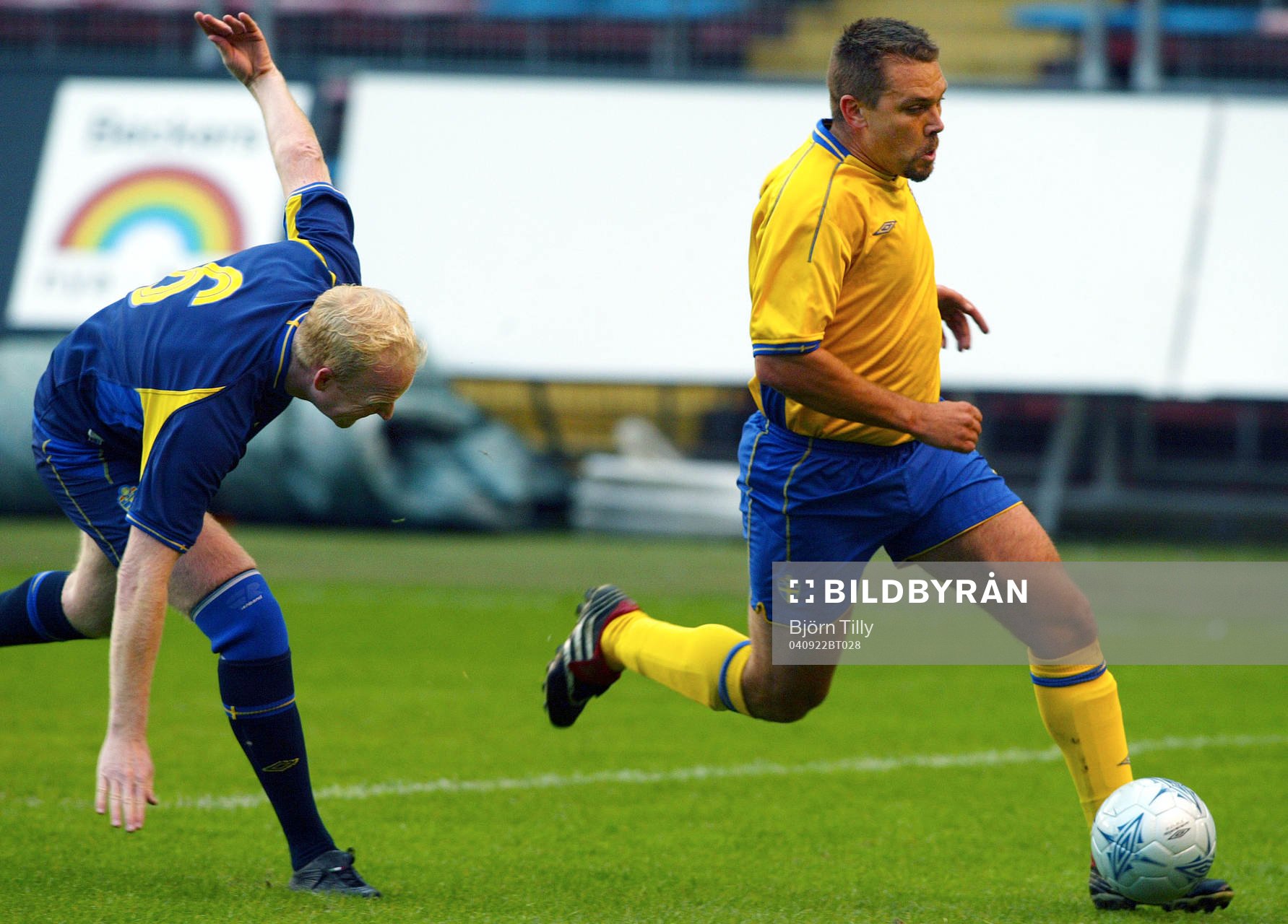 Fotboll, Sponsormatch och lagbilder