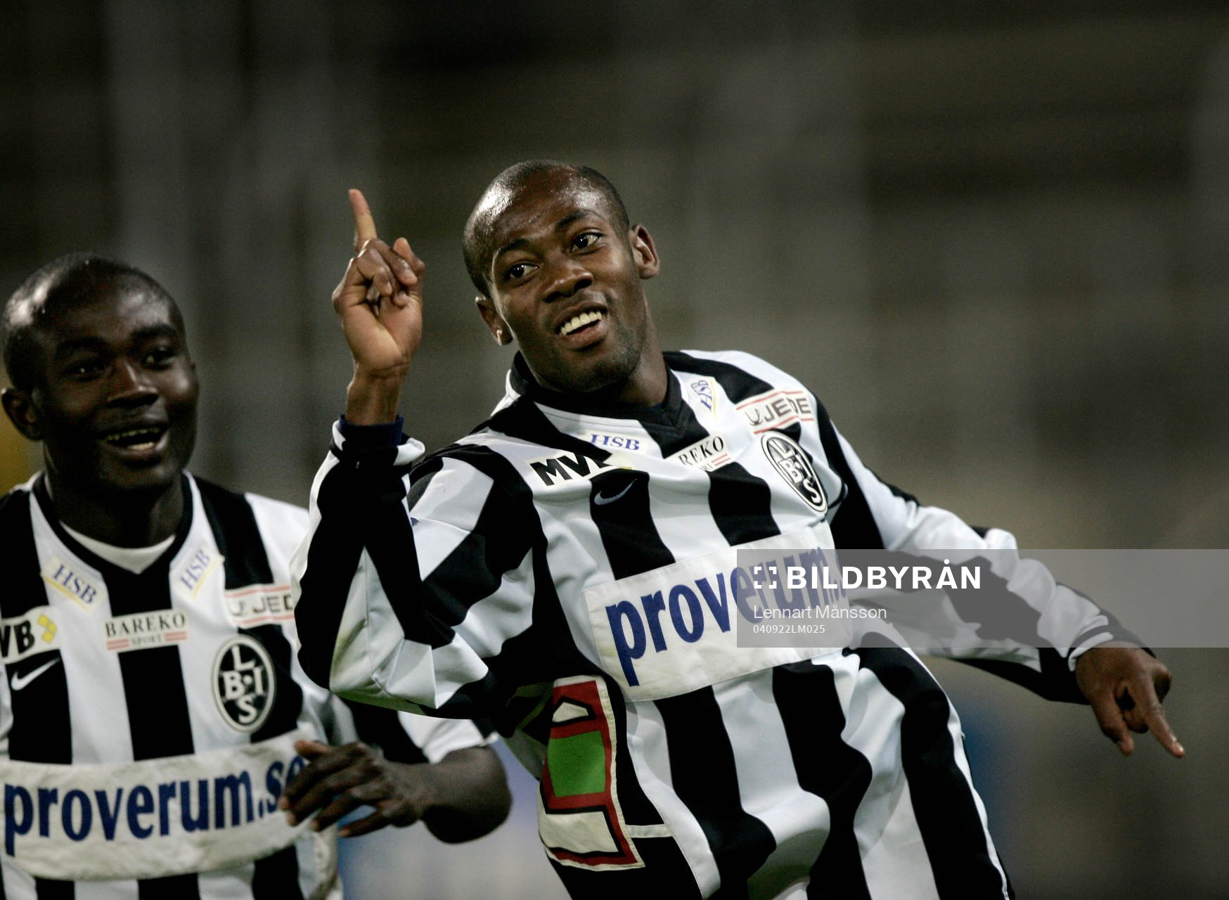 Oneykachi Amuneke, jubel