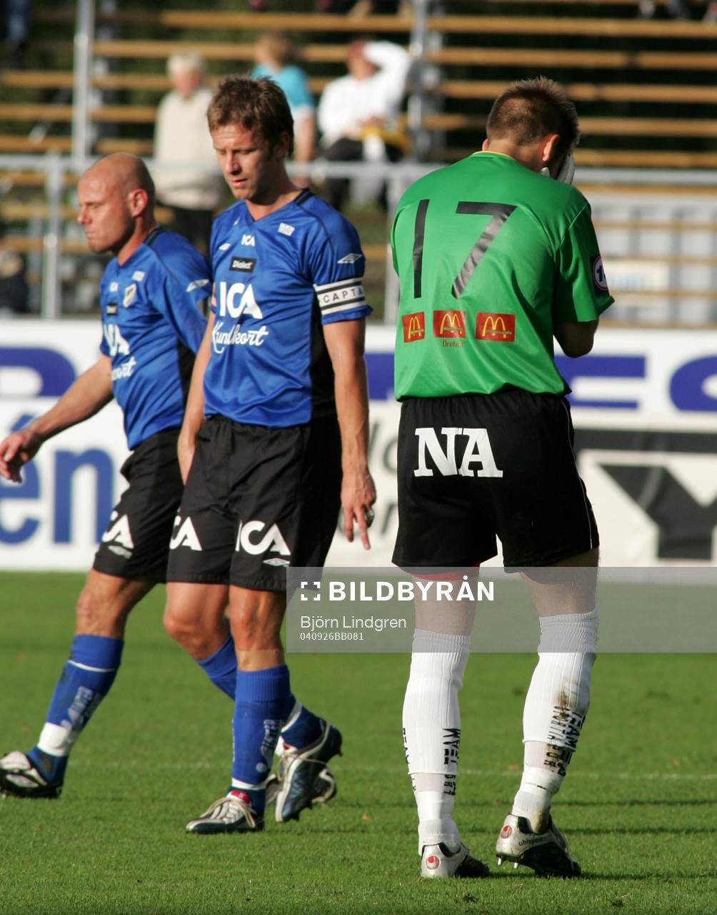 John Alvbåge, målvakt, Örebro blir utvisad och lämnar