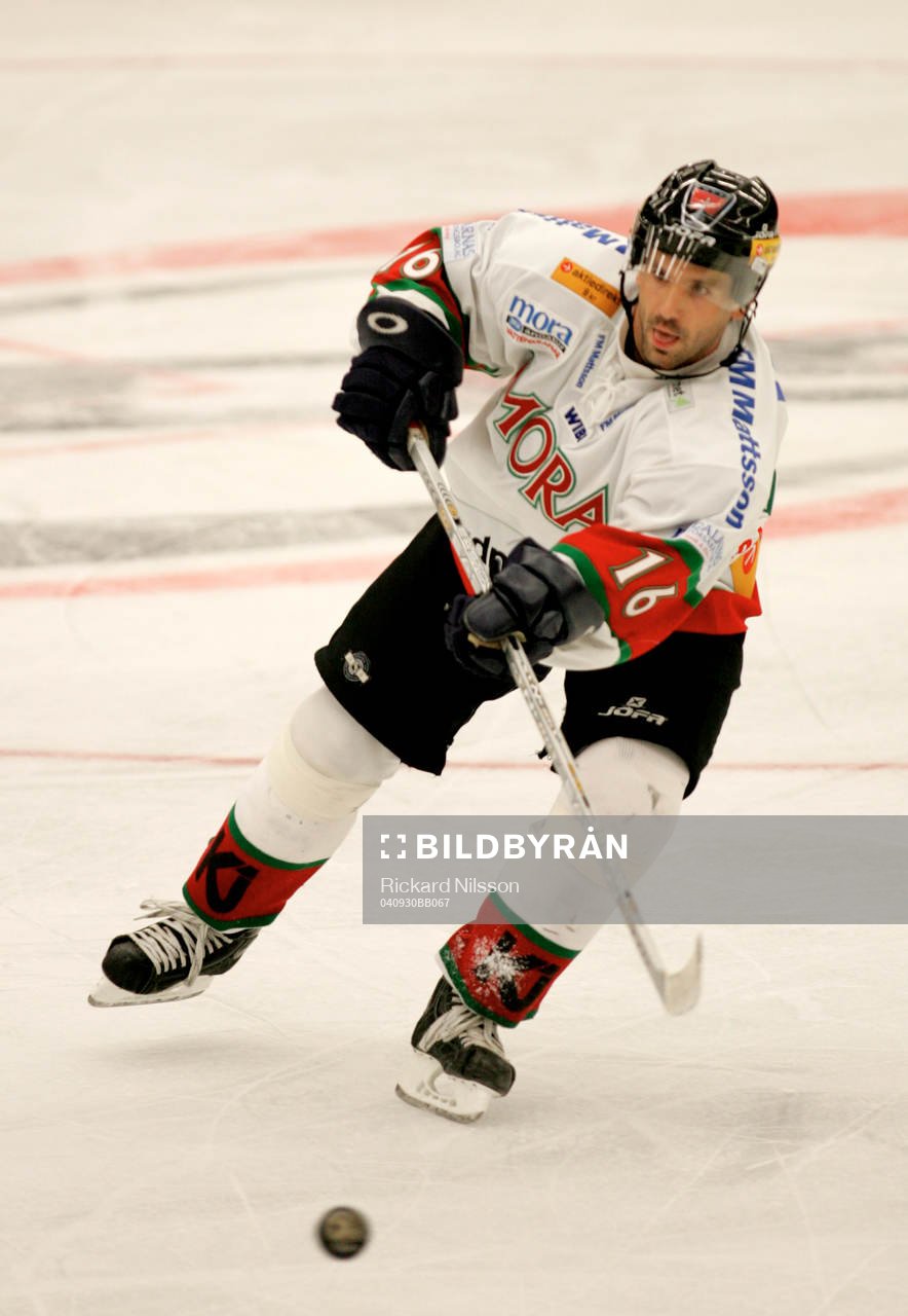 Rastislav Pavlikovsky, Mora