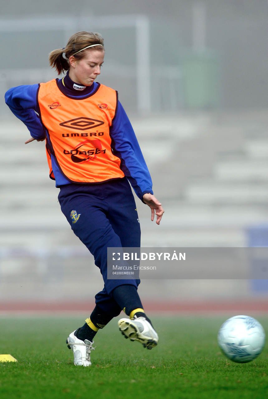 Lotta Schelin