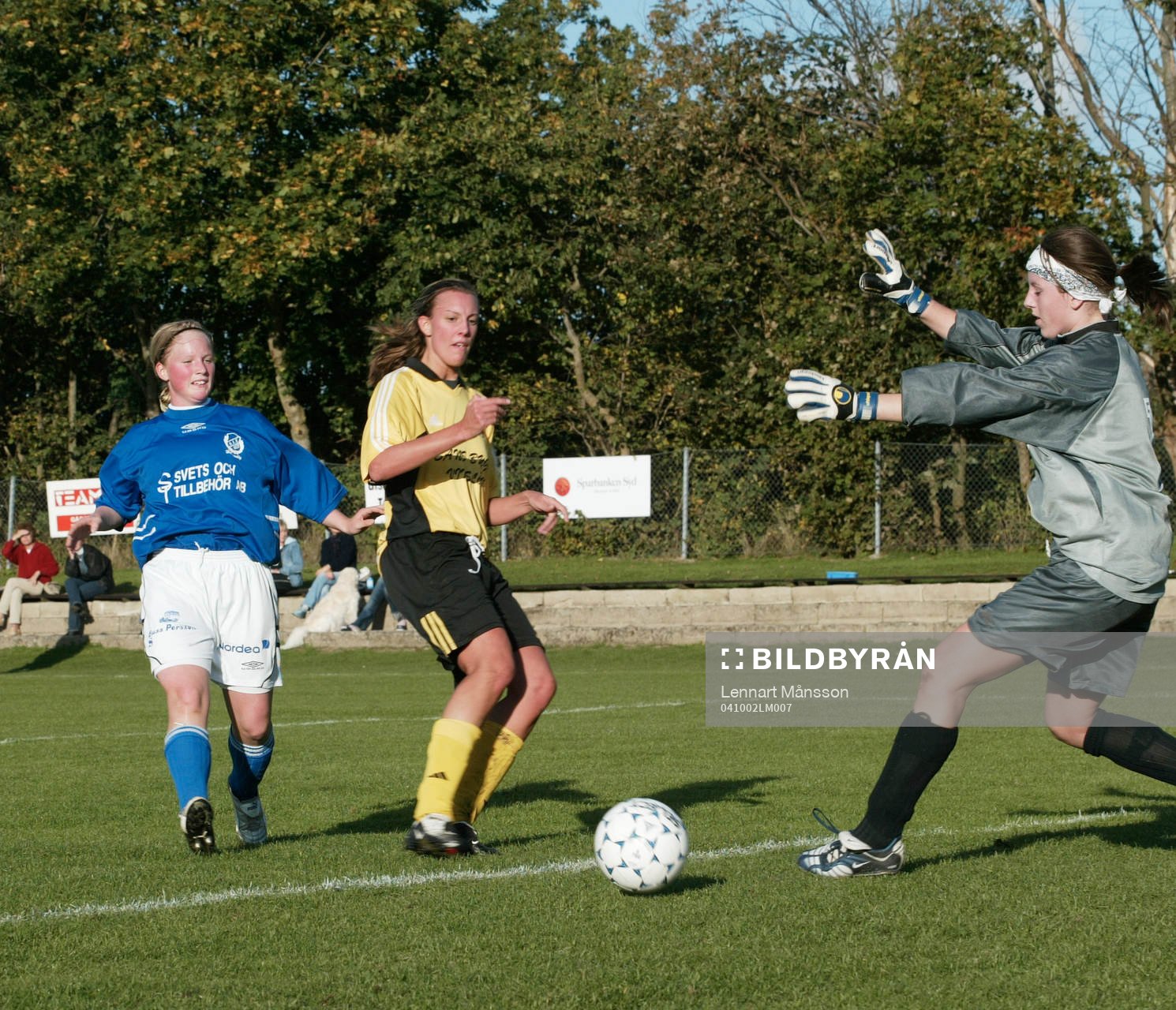 0-2, Jenny Andersson skjuter förbi Hammenhögs målvakt
