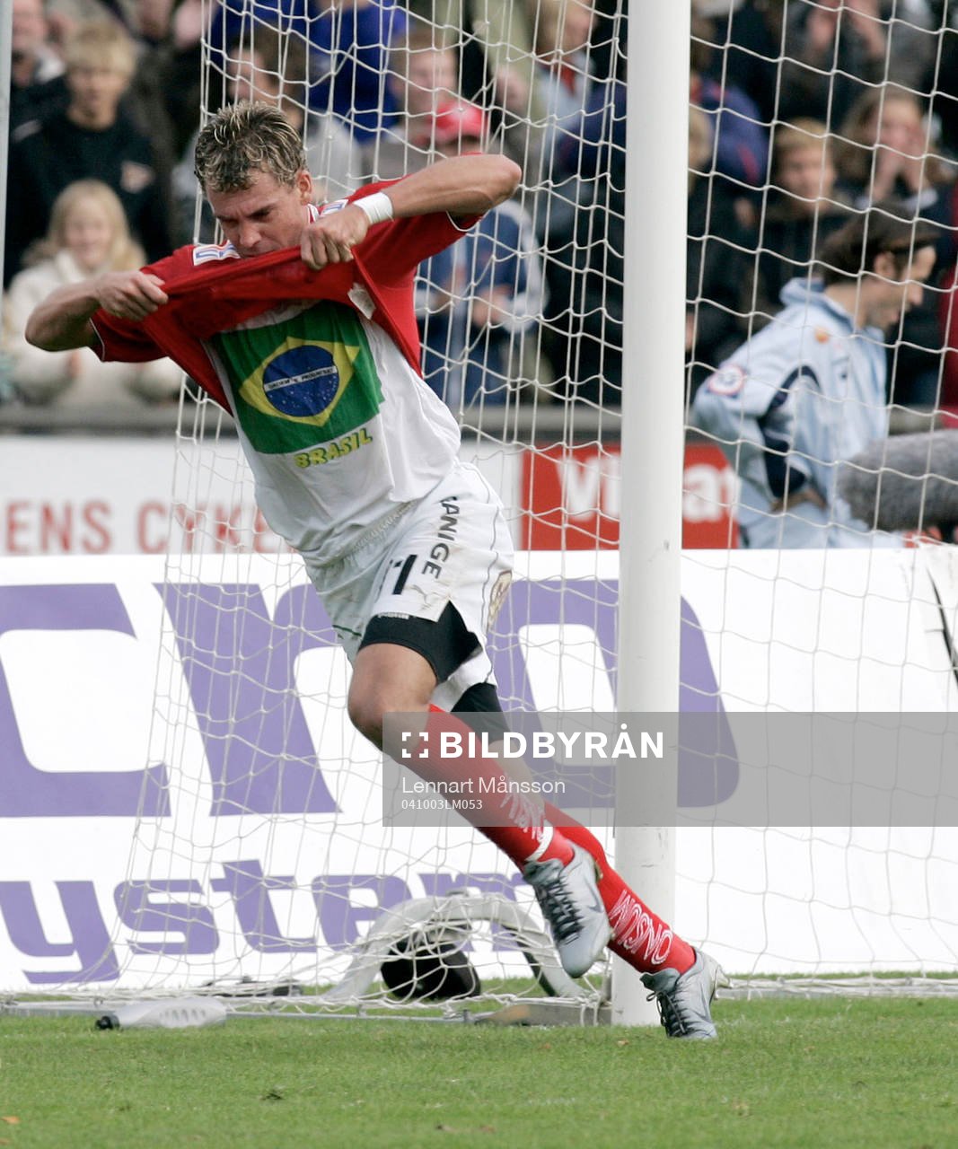 1-0, segermålet, Fabio Augusto. Som visar brassetröja