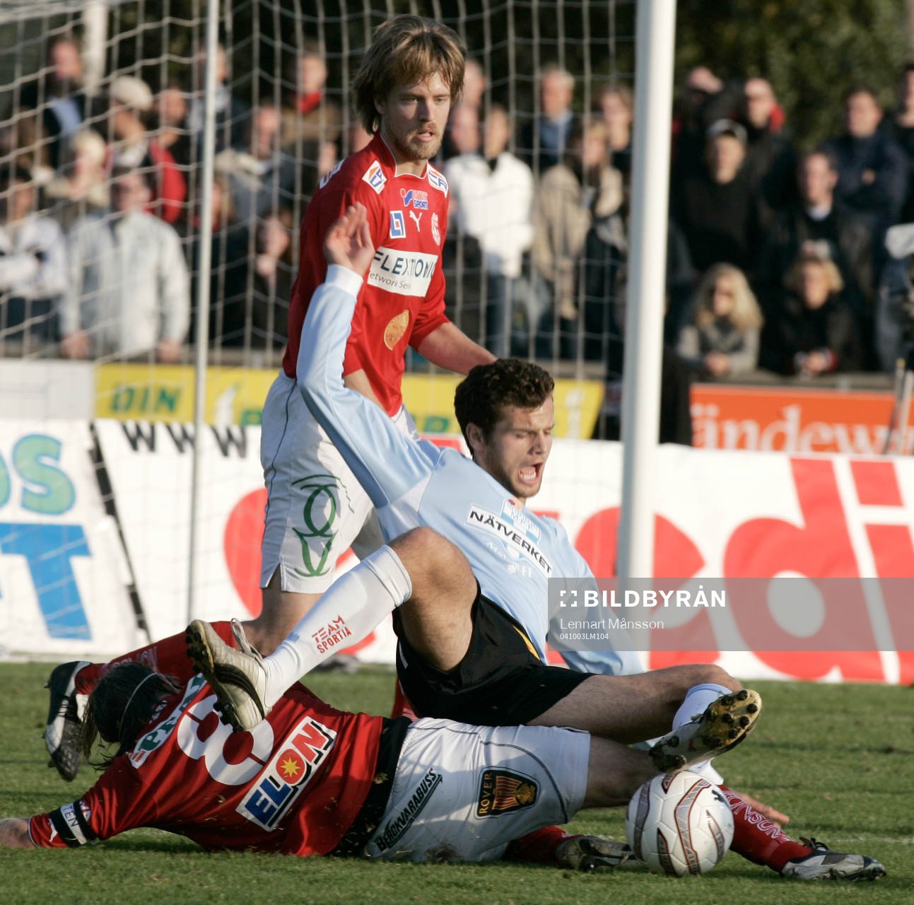 Darko Lukanovic bringas på fall