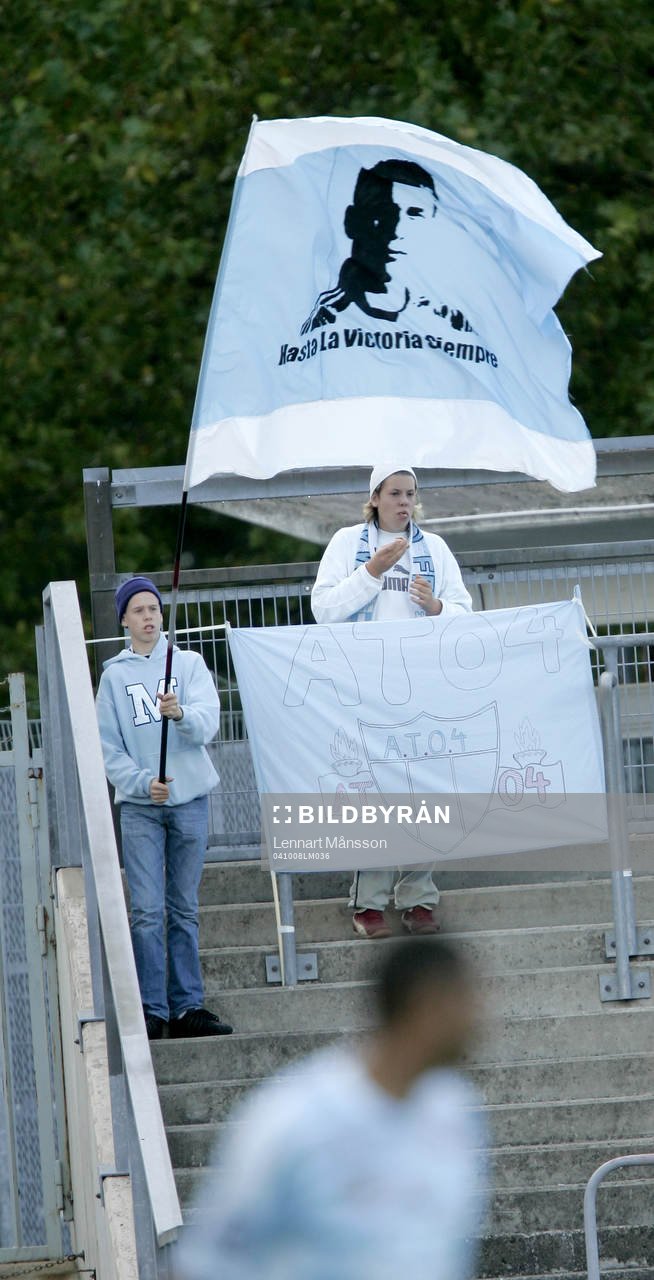 Flagga, supporterflagga, läktare