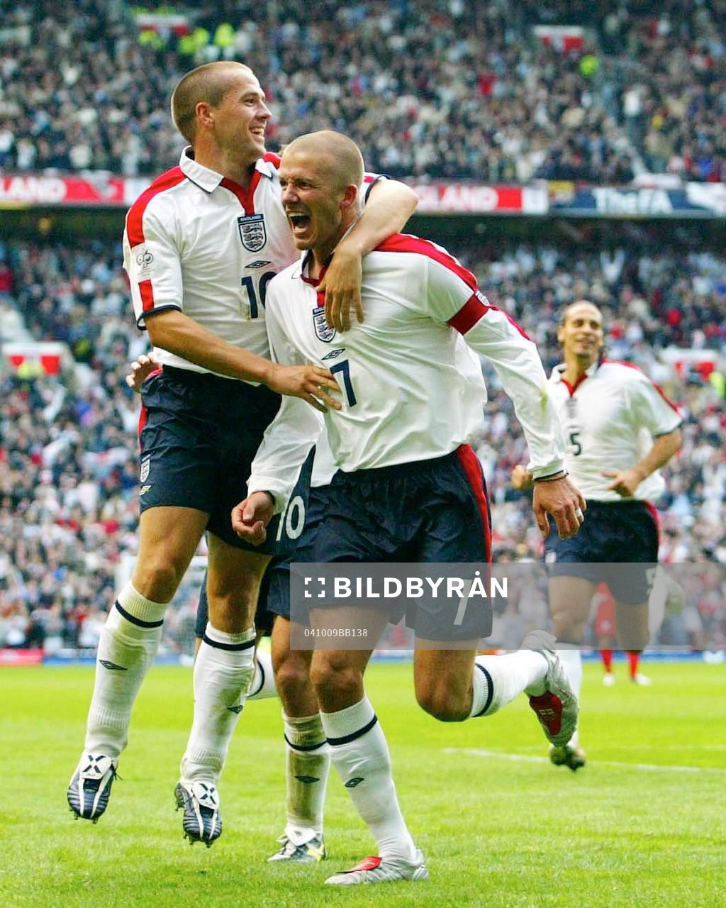 David Beckham och Michael Owen, England (Jubel)
