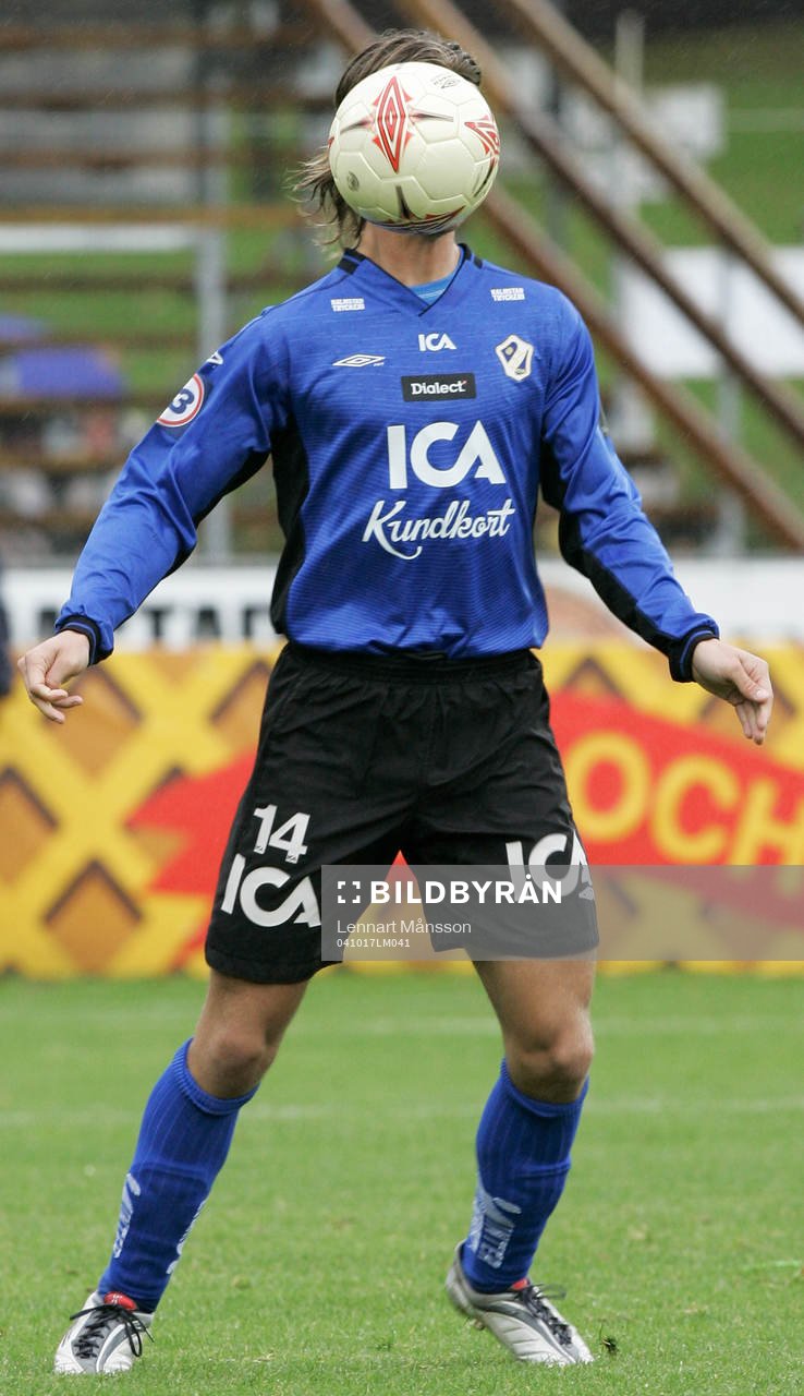 Dusan Djuric, Halmstad. Bollkontroll, huvudlös spelare