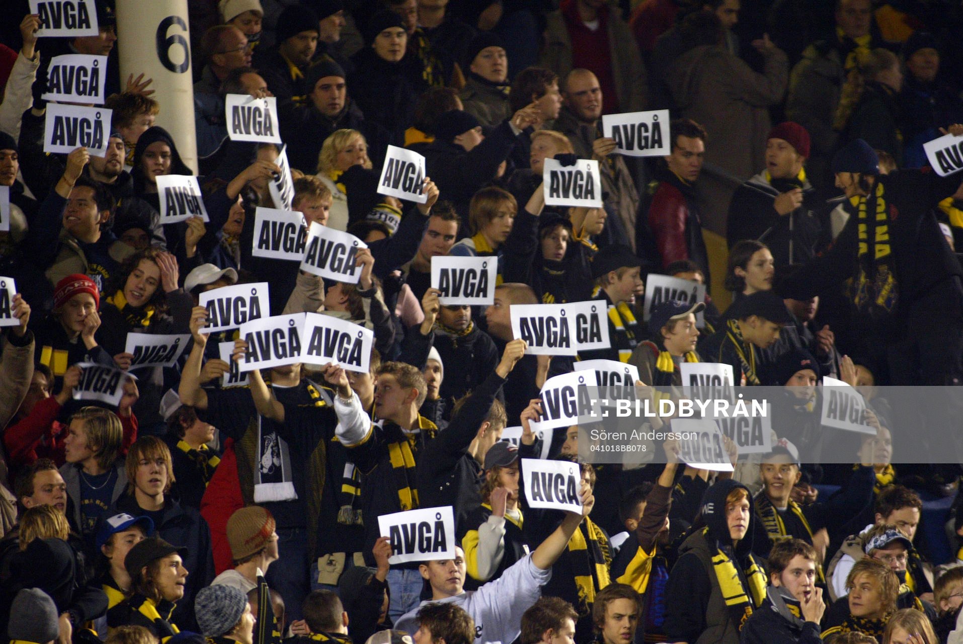 Black Army, supporter (Avgå)