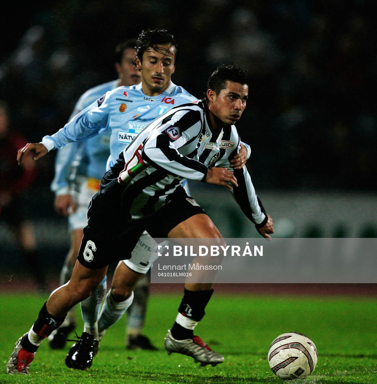 Felix Magro jagas av Louay Chanko