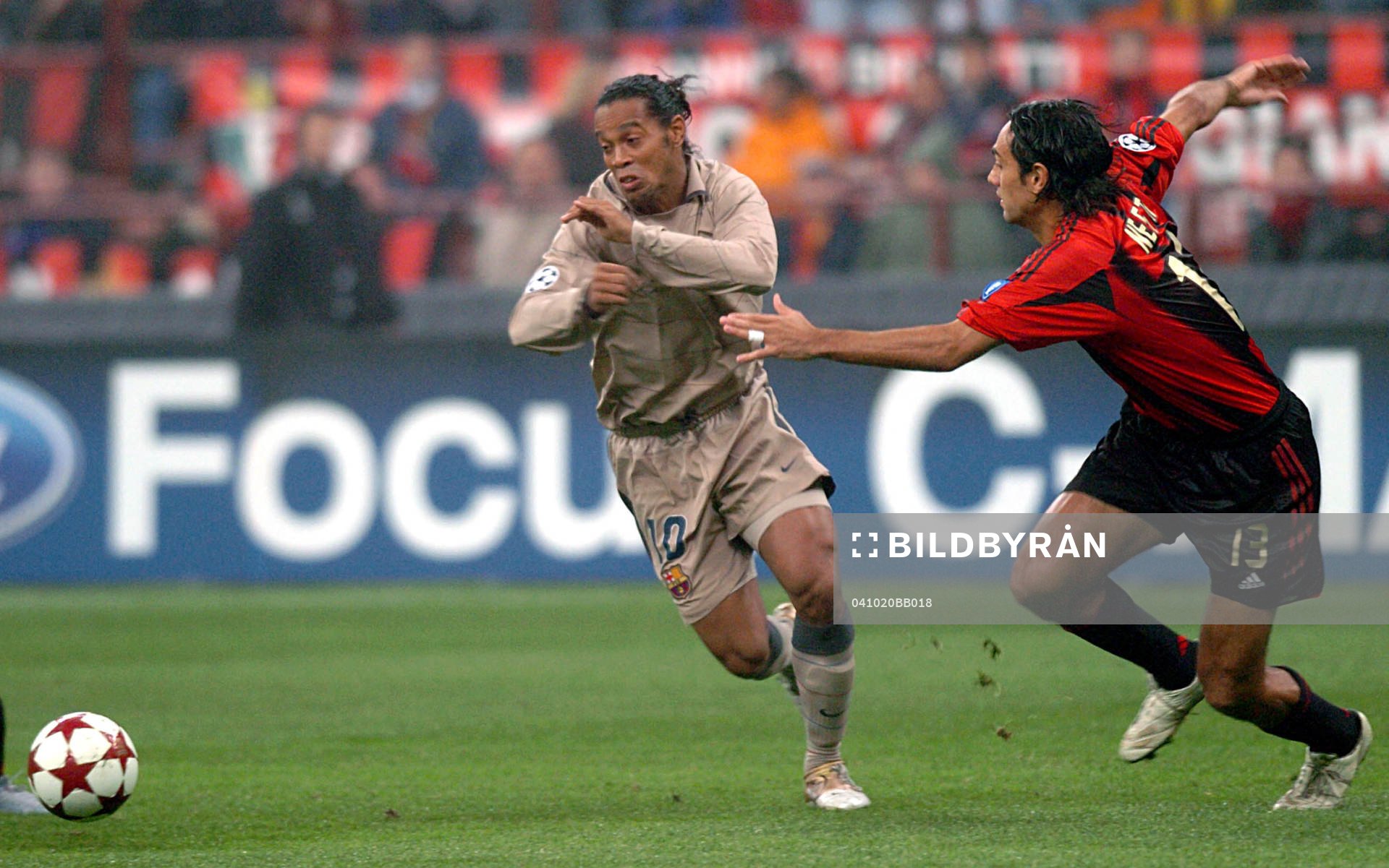 Ronaldinho, Barcelona och Nesta, Milan