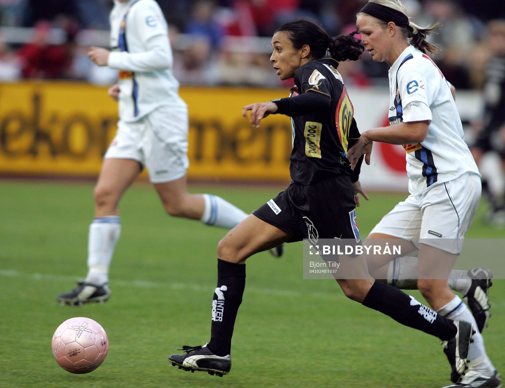 Marta Vieira da Silva, Umeå och Malin Nykvist,